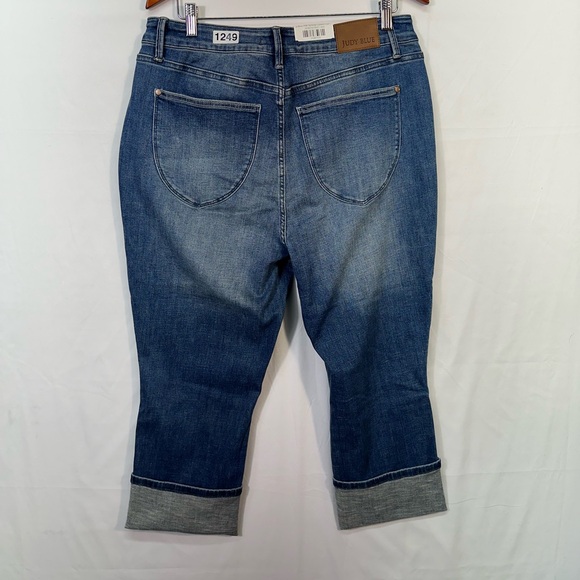 Judy Blue High Waist Tummy Control Capri Jeans Size 14W Medium Wash Cuffed - Picture 3 of 10